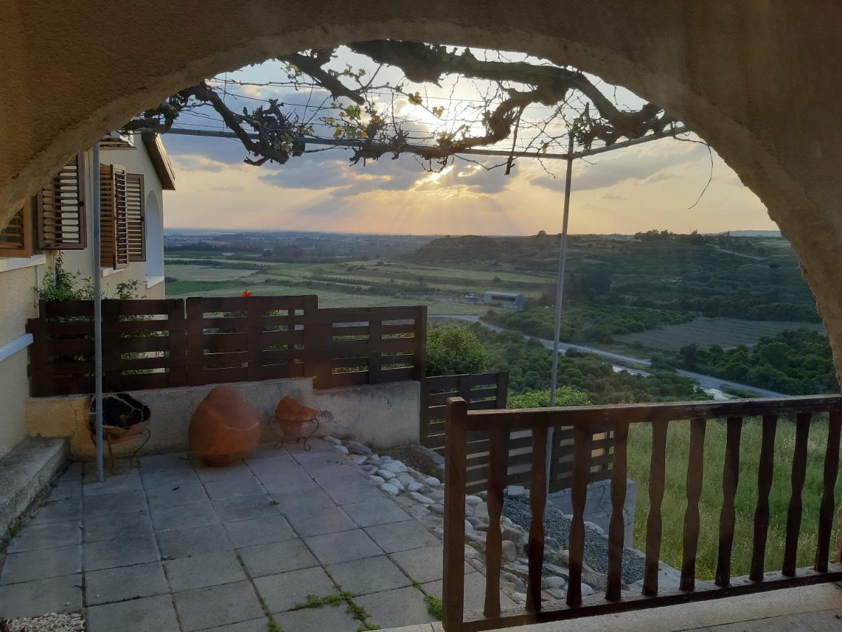Arodafni House. Unique Views And Amazing Sunsets. Kouklia Esterno foto