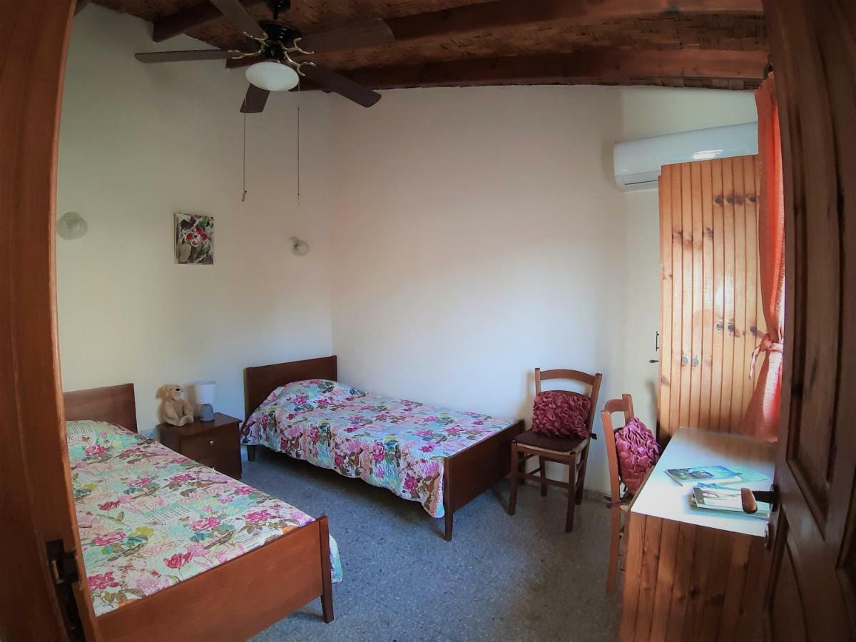 Arodafni House. Unique Views And Amazing Sunsets. Kouklia Esterno foto
